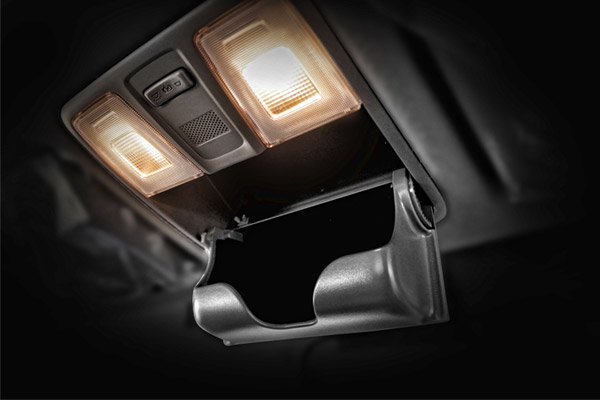 Hyundai_i20_Front_Map_Lamp_with_Sunglass_Holder
